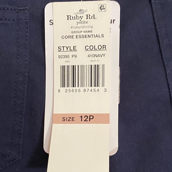 Ruby Rd. Navy Cropped Pants - Picture 4 of 7